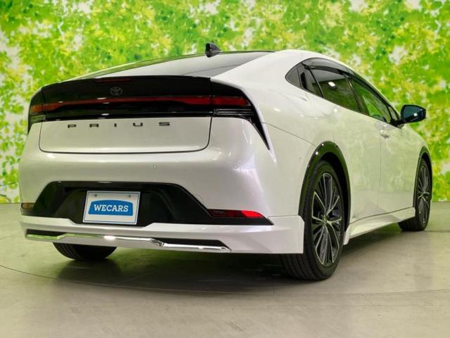 プリウス Ｚ　ガラスルーフ／モデリスタエアロ／保証書／ディスプレイオーディオ１２．３インチ／デジタルインナーミラー／トヨタセーフティセンス／エアーシート　前席／全方位モニター／車線逸脱防止支援システム　全周囲カメラ（3枚目）