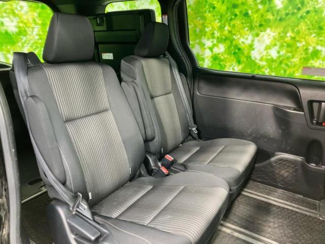 ヴォクシー ＺＳ　新品タイヤ／保証書／社外　１０インチ　ＳＤナビ／フリップダウンモニター　社外　１２．８インチ／トヨタセーフティセンス／両側電動スライドドア／車線逸脱防止支援システム／ドライブレコーダー　社外　禁煙車（5枚目）