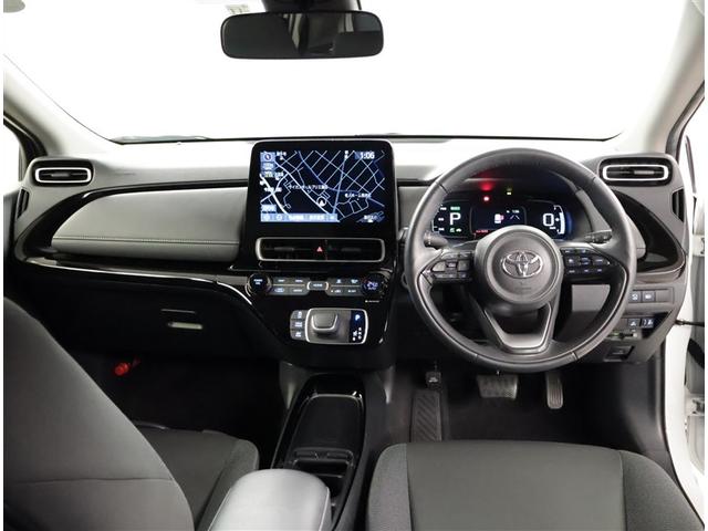 アクア Ｇ　ＶＳＣ　衝突軽減ブレーキ　メモリナビ　バックモニター　ＬＥＤ　クルーズコントロール　スマートキー　ＥＴＣ車載器　ＡＣ１００Ｖ　フルセグＴＶ　ナビＴＶ　パワーウィンドウ　イモビライザー　サイドエアバック（5枚目）