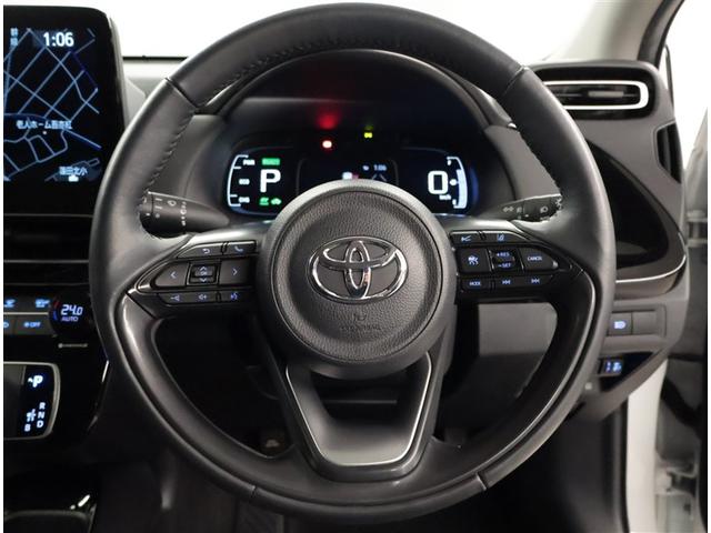 アクア Ｇ　ＶＳＣ　衝突軽減ブレーキ　メモリナビ　バックモニター　ＬＥＤ　クルーズコントロール　スマートキー　ＥＴＣ車載器　ＡＣ１００Ｖ　フルセグＴＶ　ナビＴＶ　パワーウィンドウ　イモビライザー　サイドエアバック（6枚目）