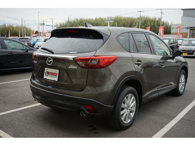 ＣＸ－５ ＸＤ　Ｌパッケージ　純正ナビ　ＣＤ／ＤＶＤ　Ｂｌｕｅｔｏｏｔｈ　ＥＴＣ　クルコン　シートヒーター　アイドリングストップ　横滑り防止　前後ドラレコ　バックカメラ　衝突軽減ブレーキ（8枚目）