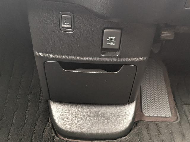 Ｎ－ＢＯＸカスタム Ｇ・Ｌターボホンダセンシング　純正ナビ　ＣＤ　ＤＶＤ　Ｂｌｕｅｔｏｏｔｈ　フルセグＴＶ　Ｂカメラ　ＥＴＣ　シートヒーター　両側パワースライドドア　レーンアシスト　横滑り防止　衝突被害軽減ブレーキ　レーダークルーズコントロール（25枚目）