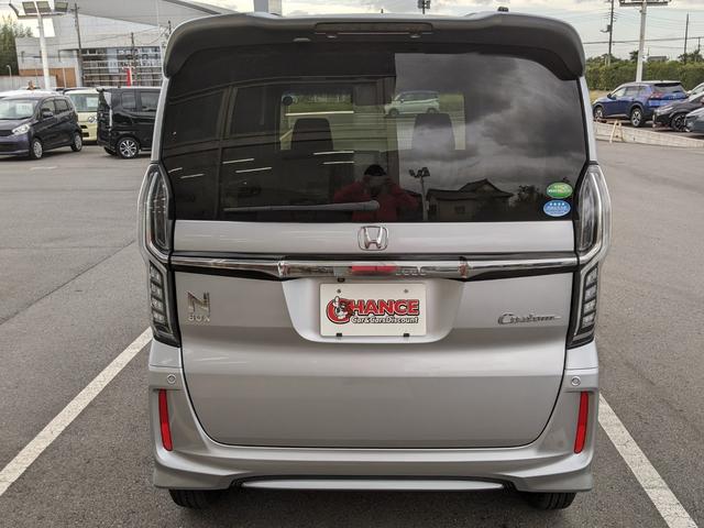 Ｎ－ＢＯＸカスタム Ｇ・Ｌホンダセンシング　片側パワースライドドア　純正ナビ　ＣＤ　ＤＶＤ　ｂｌｕｅｔｏｏｔｈ　フルセグＴＶ　バックカメラ　ＥＴＣ　前後ドライブレコーダー　衝突被害軽減ブレーキ　ＬＥＤヘッドライト　フォグランプ（7枚目）
