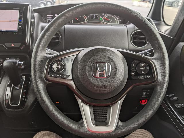 Ｎ－ＢＯＸカスタム Ｇ・Ｌホンダセンシング　片側パワースライドドア　純正ナビ　ＣＤ　ＤＶＤ　ｂｌｕｅｔｏｏｔｈ　フルセグＴＶ　バックカメラ　ＥＴＣ　前後ドライブレコーダー　衝突被害軽減ブレーキ　ＬＥＤヘッドライト　フォグランプ（11枚目）