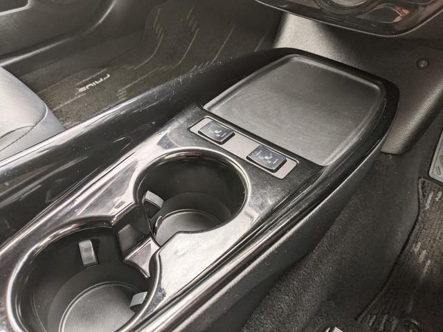 プリウス Ｓツーリングセレクション・ブラックエディション　モデリスタエアロ　ＡＣ１００Ｖ／１５００Ｗ電源　純正ナビ　フルセグＴＶ　Ｂｌｕｅｔｏｏｔｈ　ＣＤ　Ｂカメラ　全方位カメラ　レーダークルーズコントロール　コーナーセンサー　ＬＥＤヘッドライト（23枚目）
