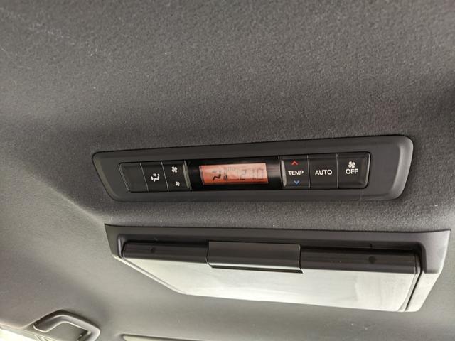 ノア Ｓｉ　ダブルバイビー　両側パワースライドドア　純正フリップダウンモニター　純正ナビ　バックカメラ　ｂｌｕｅｔｏｏｔｈ　ＣＤ　ＤＶＤフルセグＴＶ　ＥＴＣ　クルーズコントロール　衝突軽減ブレーキ（33枚目）