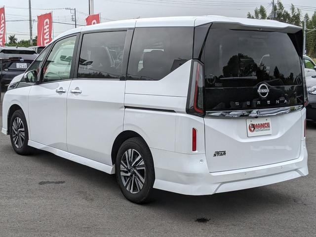 セレナ ハイウェイスターＶ　純正ナビ　Ｂカメラ　全方位カメラ　フルセグＴＶ　Ｂｌｕｅｔｏｏｔｈ　両側パワスラ　レーダークルーズコントロール　衝突被害軽減ブレーキ　オートライト　ＬＥＤヘッドライト　フォグランプ　ＥＴＣ（8枚目）