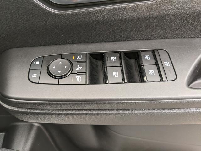 セレナ ハイウェイスターＶ　純正ナビ　Ｂｌｕｅｔｏｏｔｈ　フルセグＴＶ　Ｂカメラ　全方位カメラ　両側パワスラ　レーダークルーズコントロール　コーナーセンサー　レーンアシスト　衝突被害軽減ブレーキ　ＬＥＤヘッドライト　フォグランプ（33枚目）