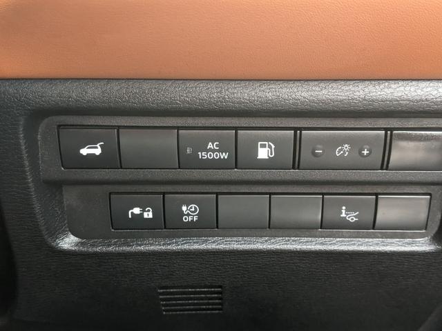 アウトランダーＰＨＥＶ Ｐ　純正ナビ　パノラミックビューモニター　ｂｌｕｅｔｏｏｔｈ　フルセグＴＶ　前席シートヒーター　　　　　ドライブレコーダー　ＥＴＣ２．０　ＬＥＤヘッドライト純正２０インチアルミホイール（27枚目）