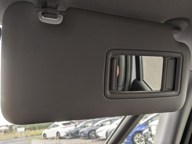 フィット ｅ：ＨＥＶベーシック　モデュロエアロ　純正ナビ　バックカメラ　ｂｌｕｅｔｏｏｔｈ　ＣＤ　ＤＶＤ　衝突被害軽減ブレーキ　ＥＴＣ　ホンダセンシングＬＥＤヘッドライト　コーナーセンサー（29枚目）