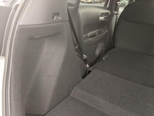 フィット ｅ：ＨＥＶベーシック　モデュロエアロ　純正ナビ　バックカメラ　ｂｌｕｅｔｏｏｔｈ　ＣＤ　ＤＶＤ　衝突被害軽減ブレーキ　ＥＴＣ　ホンダセンシングＬＥＤヘッドライト　コーナーセンサー（42枚目）