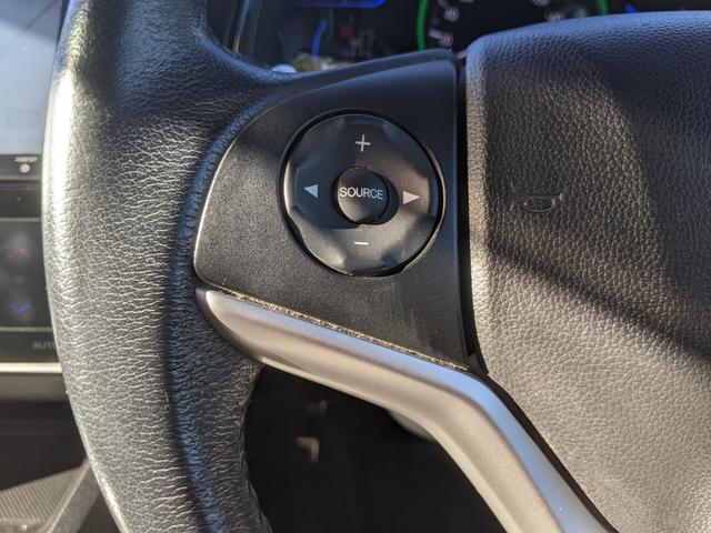 シャトル ハイブリッドＸ　ナビ　ＣＤ　ＤＶＤ　Ｂｌｕｅｔｏｏｔｈ　バックカメラ　フルセグ　衝突軽減ブレーキ　横滑り防止　クルーズコントロール　電動格納ミラー　オートライト　プッシュスタート　スマートキー　ＬＥＤヘッドライト（12枚目）