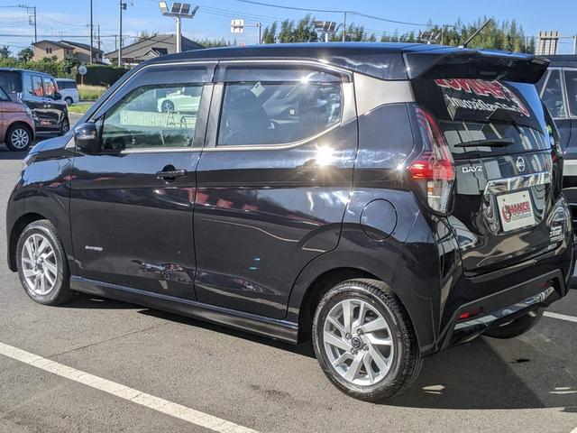 デイズ ハイウェイスター X 衝突軽減ブレーキ アイドリングSTOP ナビ フルセグTV LEDヘッドライト フォグランプ 前後ドライブレコーダー ベンチシート 純正アルミホイール プライバシーガラス(8枚目)