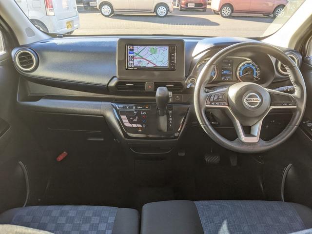 デイズ ハイウェイスター X 衝突軽減ブレーキ アイドリングSTOP ナビ フルセグTV LEDヘッドライト フォグランプ 前後ドライブレコーダー ベンチシート 純正アルミホイール プライバシーガラス(10枚目)