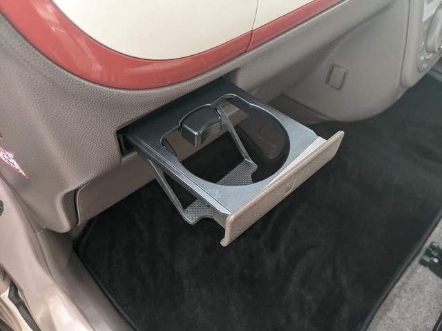 アルトラパンショコラ Ｘ　ナビ　ワンセグＴＶ　アイドリングＳＴＯＰ　電動格納ドアミラー　Ｂｌｕｅｔｏｏｔｈ付　ＨＩＤヘッドライト　スマートキー　純正アルミホイール　ベンチシート　バックカメラ（49枚目）