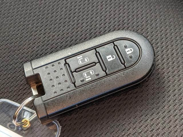 トール カスタムＧ　リミテッドＩＩ　ＳＡＩＩＩ　社外ナビ　ＣＤ　Ｂｌｕｅｔｏｏｔｈ　フルセグＴＶ　Ｂカメラ　全方位カメラ　シートヒーター　両側パワースライドドア　コーナーセンサー　衝突被害軽減ブレーキ　ＬＥＤヘッドライト　純正１４インチＡＷ（30枚目）