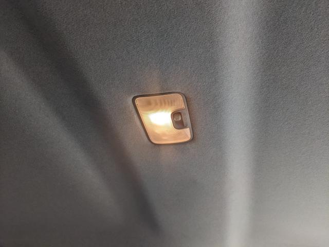 トール カスタムＧ　ＳＡＩＩ　純正ナビ　ＣＤ　ＤＶＤ　フルセグＴＶ　Ｂｌｕｅｔｏｏｔｈ　Ｂカメラ　両側パワースライドドア　衝突被害軽減ブレーキ　クルーズコントロール　ＬＥＤヘッドライト　フォグランプ　純正１４インチＡＷ（27枚目）