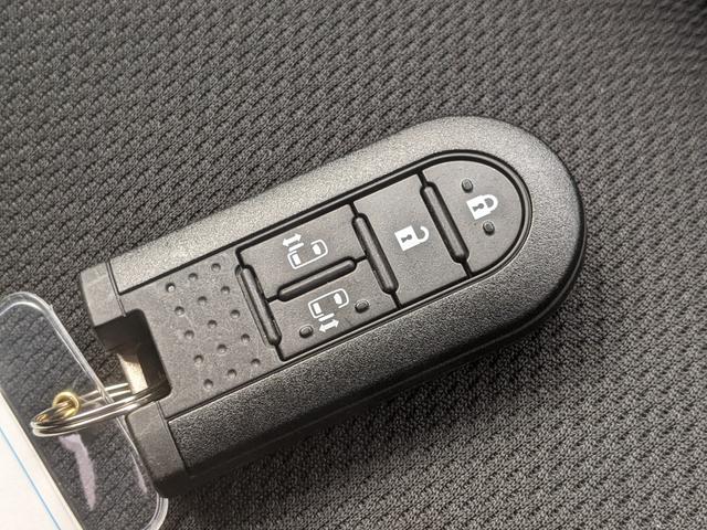 トール カスタムＧ　ＳＡＩＩ　純正ナビ　ＣＤ　ＤＶＤ　フルセグＴＶ　Ｂｌｕｅｔｏｏｔｈ　Ｂカメラ　両側パワースライドドア　衝突被害軽減ブレーキ　クルーズコントロール　ＬＥＤヘッドライト　フォグランプ　純正１４インチＡＷ（28枚目）