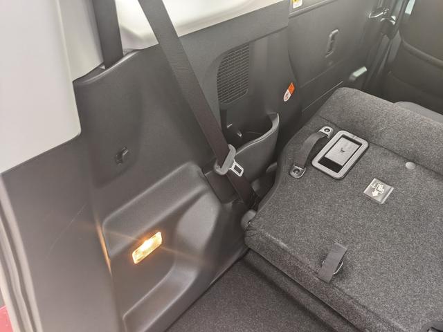 トール カスタムＧ　ＳＡＩＩ　純正ナビ　ＣＤ　ＤＶＤ　フルセグＴＶ　Ｂｌｕｅｔｏｏｔｈ　Ｂカメラ　両側パワースライドドア　衝突被害軽減ブレーキ　クルーズコントロール　ＬＥＤヘッドライト　フォグランプ　純正１４インチＡＷ（42枚目）