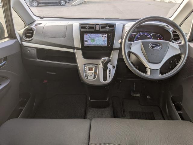 ステラ カスタムＲ　タイプＳ　スマートアシストα　社外ナビ　ＣＤ　ＤＶＤ　フルセグＴＶ　Ｂｌｕｅｔｏｏｔｈ　Ｂカメラ　横滑り防止　衝突被害軽減ブレーキ　スマートキー　電動格納ミラー　オートライト　フォグランプ　ＨＩＤヘッドライト　純正１５インチＡＷ（10枚目）