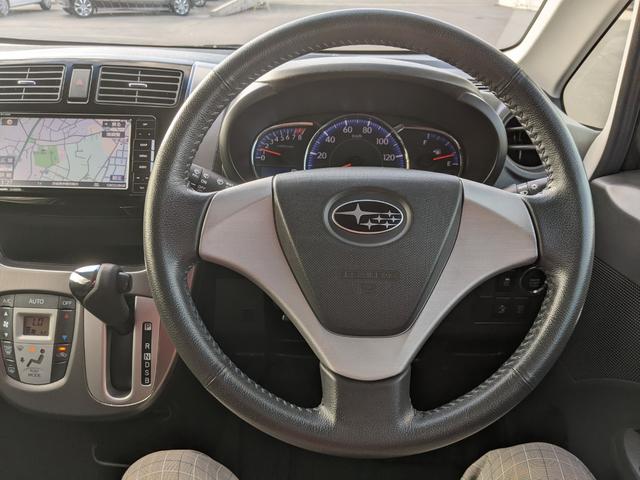 ステラ カスタムＲ　タイプＳ　スマートアシストα　社外ナビ　ＣＤ　ＤＶＤ　フルセグＴＶ　Ｂｌｕｅｔｏｏｔｈ　Ｂカメラ　横滑り防止　衝突被害軽減ブレーキ　スマートキー　電動格納ミラー　オートライト　フォグランプ　ＨＩＤヘッドライト　純正１５インチＡＷ（11枚目）