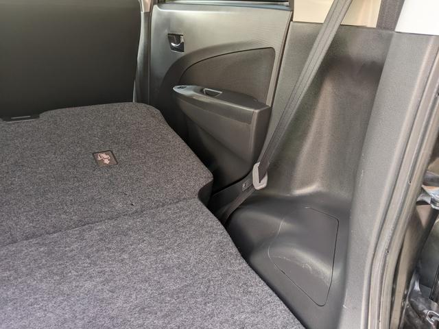 ステラ カスタムＲ　タイプＳ　スマートアシストα　社外ナビ　ＣＤ　ＤＶＤ　フルセグＴＶ　Ｂｌｕｅｔｏｏｔｈ　Ｂカメラ　横滑り防止　衝突被害軽減ブレーキ　スマートキー　電動格納ミラー　オートライト　フォグランプ　ＨＩＤヘッドライト　純正１５インチＡＷ（36枚目）