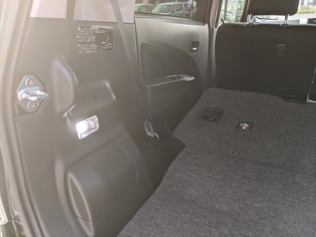 ステラ カスタムＲ　タイプＳ　スマートアシストα　社外ナビ　ＣＤ　ＤＶＤ　フルセグＴＶ　Ｂｌｕｅｔｏｏｔｈ　Ｂカメラ　横滑り防止　衝突被害軽減ブレーキ　スマートキー　電動格納ミラー　オートライト　フォグランプ　ＨＩＤヘッドライト　純正１５インチＡＷ（37枚目）