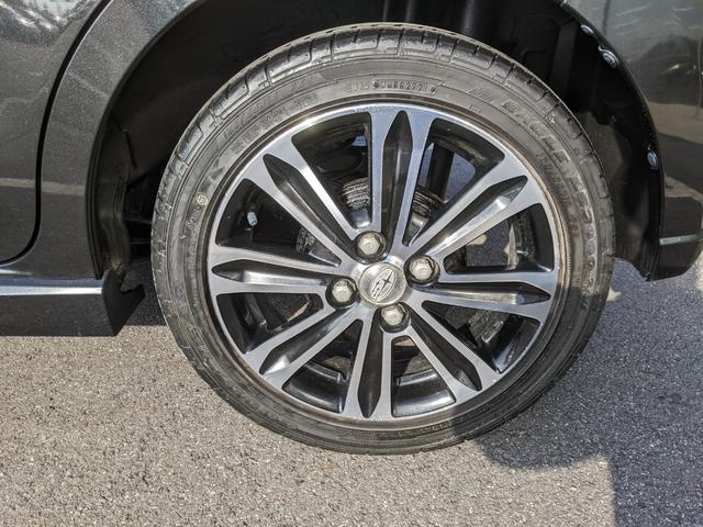 ステラ カスタムＲ　タイプＳ　スマートアシストα　社外ナビ　ＣＤ　ＤＶＤ　フルセグＴＶ　Ｂｌｕｅｔｏｏｔｈ　Ｂカメラ　横滑り防止　衝突被害軽減ブレーキ　スマートキー　電動格納ミラー　オートライト　フォグランプ　ＨＩＤヘッドライト　純正１５インチＡＷ（48枚目）