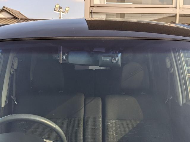 ステラ カスタムＲ　タイプＳ　スマートアシストα　社外ナビ　ＣＤ　ＤＶＤ　フルセグＴＶ　Ｂｌｕｅｔｏｏｔｈ　Ｂカメラ　横滑り防止　衝突被害軽減ブレーキ　スマートキー　電動格納ミラー　オートライト　フォグランプ　ＨＩＤヘッドライト　純正１５インチＡＷ（55枚目）