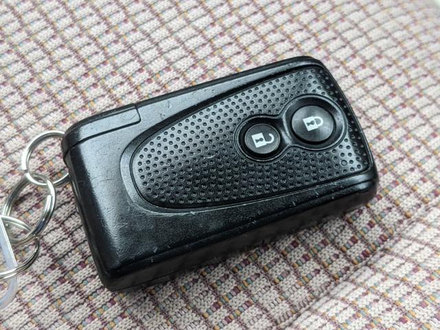 ミラココア ココアプラスＸ　社外ナビ　Ｂカメラ　ワンセグＴＶ　ＣＤ　前ドラレコ　アイドリングストップ　電動格納ミラー　スマートキー　ＨＩＤヘッドライト（27枚目）