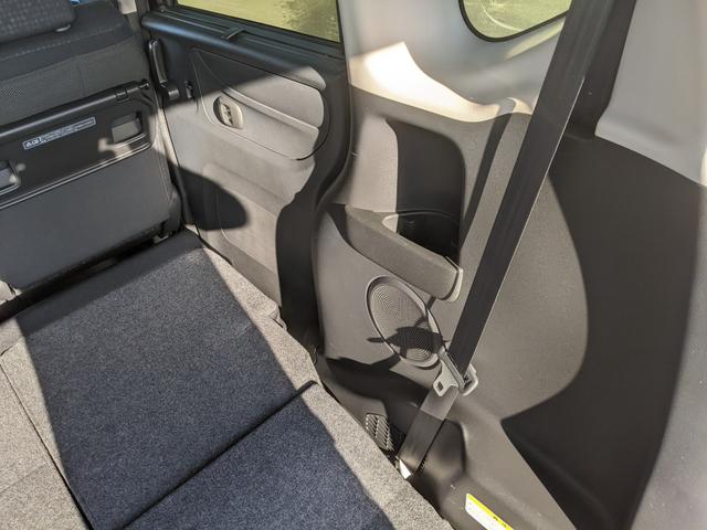 Ｎ－ＢＯＸカスタム Ｇ・Ｌパッケージ　純正ナビ　Ｂカメラ　ＣＤ　ＤＶＤ　フルセグＴＶ　両側パワースライドドア　前ドラレコ　横滑り防止　スマートキー　オートライト　ＨＩＤヘッドライト　純正１４インチＡＷ（41枚目）