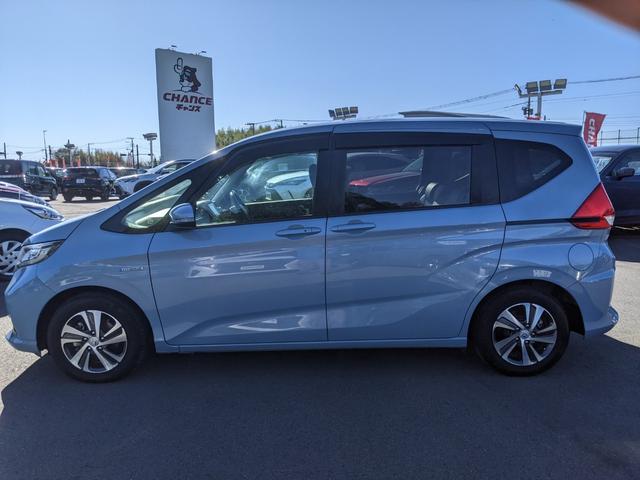 フリード＋ハイブリッド ハイブリッドＧ・ホンダセンシング　純正ナビ　Ｂカメラ　ＣＤ　ＤＶＤ　Ｂｌｕｅｔｏｏｔｈ　フルセグＴＶ　シートヒーター　前後ドラレコ　両側パワスラ　衝突被害軽減ブレーキ　レーンアシスト　レーダークルーズコントロール　ＬＥＤヘッドライト（10枚目）