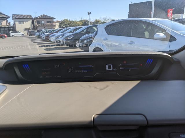 フリード＋ハイブリッド ハイブリッドＧ・ホンダセンシング　純正ナビ　Ｂカメラ　ＣＤ　ＤＶＤ　Ｂｌｕｅｔｏｏｔｈ　フルセグＴＶ　シートヒーター　前後ドラレコ　両側パワスラ　衝突被害軽減ブレーキ　レーンアシスト　レーダークルーズコントロール　ＬＥＤヘッドライト（17枚目）