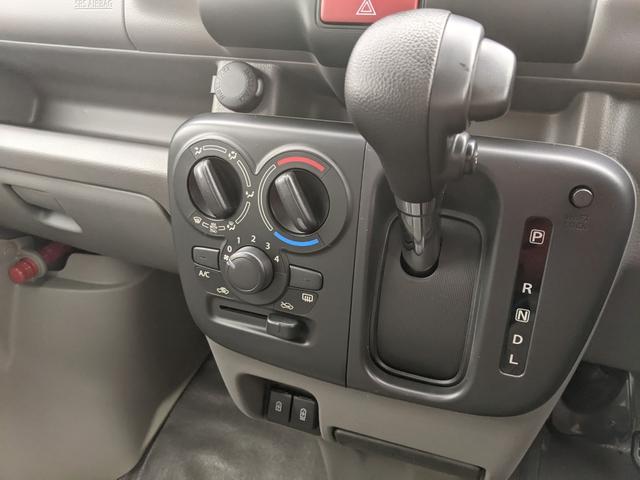 エブリイ ＰＣ　シートヒーター　パワーウィンドウ　衝突被害軽減ブレーキ　アイドリングストップ　コーナーセンサー　レーンアシスト　電動格納ミラー　キーレスキー　オートライト（16枚目）