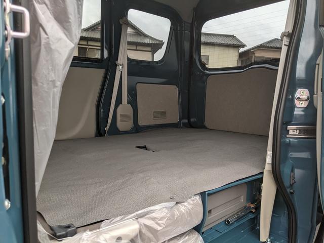 エブリイ ＰＣ　シートヒーター　パワーウィンドウ　衝突被害軽減ブレーキ　アイドリングストップ　コーナーセンサー　レーンアシスト　電動格納ミラー　キーレスキー　オートライト（43枚目）