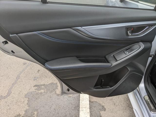 レヴォーグ ＧＴ－Ｈ　純正ナビ　フルエアロ　Ｂカメラ　アイサイト　シートヒーター　Ｂｌｕ－ｒａｙ　Ｂｌｕｅｔｏｏｔｈ　パワーシート　パワーリアゲート　ＬＥＤヘッドライト　オートライト　フォグランプ　純正１８インチＡＷ（49枚目）