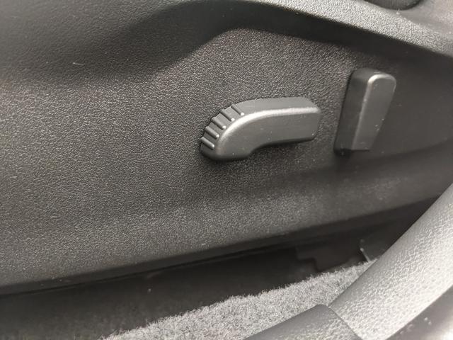 レヴォーグ ＧＴ－Ｈ　純正ナビ　フルエアロ　Ｂカメラ　アイサイト　シートヒーター　Ｂｌｕ－ｒａｙ　Ｂｌｕｅｔｏｏｔｈ　パワーシート　パワーリアゲート　ＬＥＤヘッドライト　オートライト　フォグランプ　純正１８インチＡＷ（53枚目）