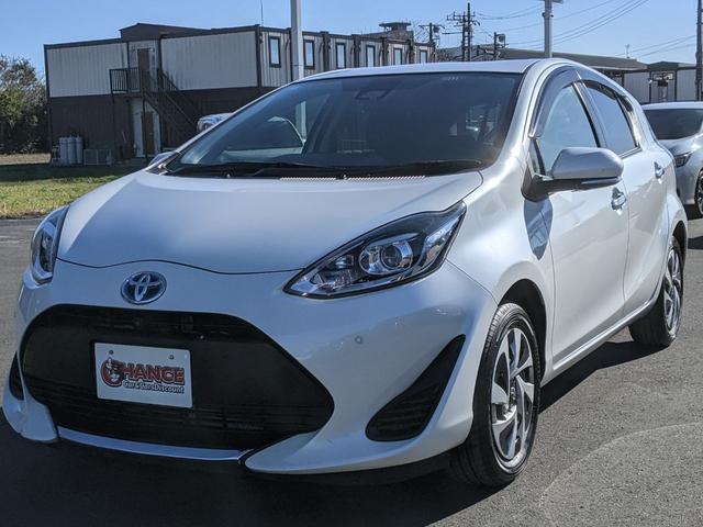 アクア Ｓスタイルブラック　純正ナビ　パノラミックビューモニター　フルセグ　ｂｌｕｅｔｏｏｔｈ　ＣＤ衝突軽減ブレーキ　コーナーセンサー　ＬＥＤヘッドライト　オートハイビーム（3枚目）