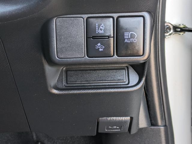 アクア Ｓスタイルブラック　純正ナビ　パノラミックビューモニター　フルセグ　ｂｌｕｅｔｏｏｔｈ　ＣＤ衝突軽減ブレーキ　コーナーセンサー　ＬＥＤヘッドライト　オートハイビーム（25枚目）