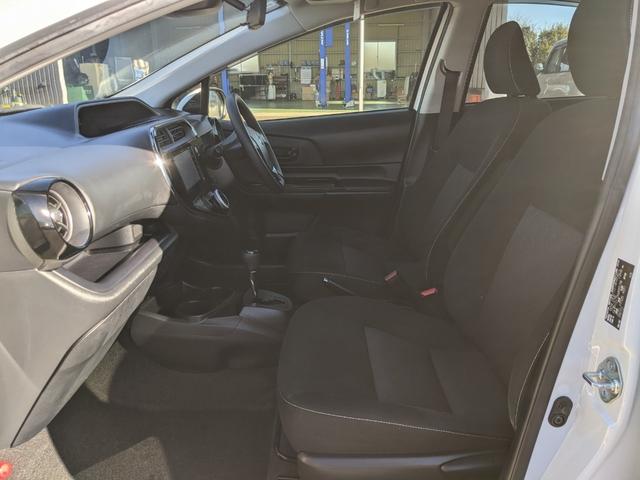 アクア Ｓスタイルブラック　純正ナビ　パノラミックビューモニター　フルセグ　ｂｌｕｅｔｏｏｔｈ　ＣＤ衝突軽減ブレーキ　コーナーセンサー　ＬＥＤヘッドライト　オートハイビーム（49枚目）