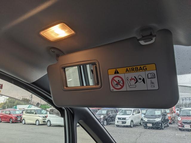 ヴォクシー Ｘ　８人乗り　片側パワースライドドア　社外ナビ　ワンセグ　バックカメラ　ｂｌｕｅｔｏｏｔｈ　ＣＤ　ＤＶＤ　アイドリングストップ　キーレス　電動格納ミラー　クルーズコントロール（28枚目）