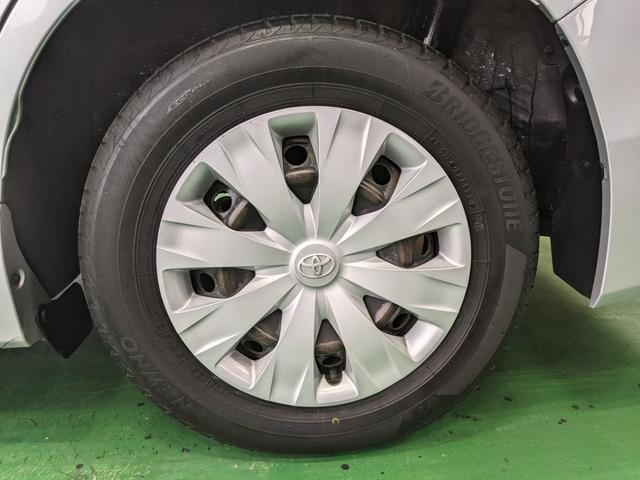 ヴォクシー Ｘ　８人乗り　片側パワースライドドア　社外ナビ　ワンセグ　バックカメラ　ｂｌｕｅｔｏｏｔｈ　ＣＤ　ＤＶＤ　アイドリングストップ　キーレス　電動格納ミラー　クルーズコントロール（57枚目）