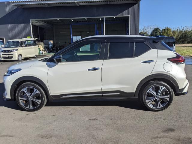 キックス Ｘ　シートヒーター　ステアリングヒーター　レーダークルーズコントロール　レーンアシスト　ＬＥＤヘッドライト　純正１７インチアルミホイール（10枚目）