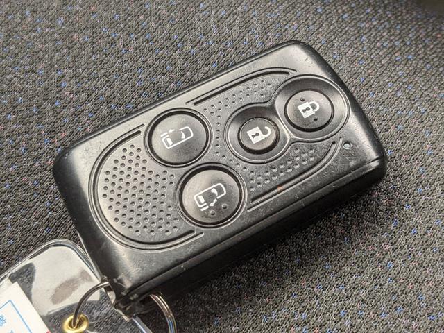 タント カスタムＲＳ　ＳＡ　両側パワースライドドア　純正ナビ　バックカメラ　フルセグｂｌｕｅｔｏｏｔｈ　ＣＤ　ＤＶＤ　ＵＳＢ　純正１５インチアルミホイール　ＬＥＤヘッドライト　フォグランプ　オートライト（25枚目）