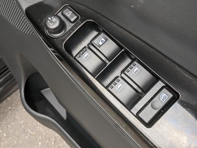 タント カスタムＲＳ　ＳＡ　両側パワースライドドア　純正ナビ　バックカメラ　フルセグｂｌｕｅｔｏｏｔｈ　ＣＤ　ＤＶＤ　ＵＳＢ　純正１５インチアルミホイール　ＬＥＤヘッドライト　フォグランプ　オートライト（28枚目）