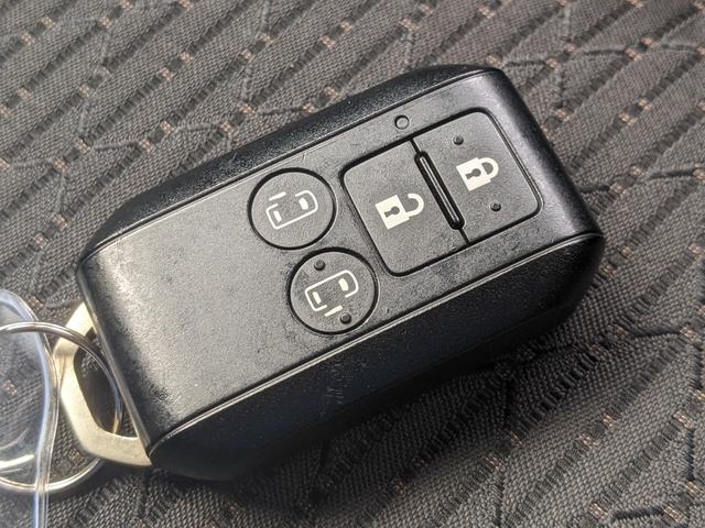 フレアワゴンカスタムスタイル ハイブリッドＸＳ　両側パワースライドドア　メモリーナビ　フルセグＴＶ　ＣＤ　ＤＶＤ　ｂｌｕｅｔｏｏｔｈ　衝突軽減ブレーキ　ＬＥＤヘッドライト　フォグランプ　純正１５インチアルミホイール（29枚目）