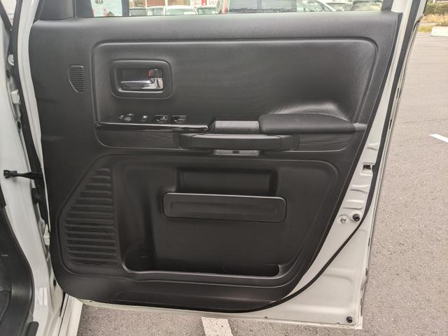 フレアワゴンカスタムスタイル ハイブリッドＸＳ　両側パワースライドドア　メモリーナビ　フルセグＴＶ　ＣＤ　ＤＶＤ　ｂｌｕｅｔｏｏｔｈ　衝突軽減ブレーキ　ＬＥＤヘッドライト　フォグランプ　純正１５インチアルミホイール（31枚目）