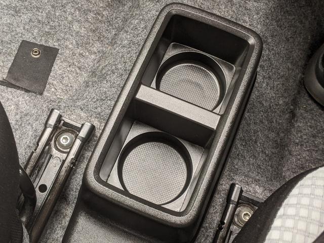 アルト Ｌ　ＣＤ　アイドリングストップ　シートヒーター　衝突軽減ブレーキ　横滑り防止装置　キーレス（18枚目）