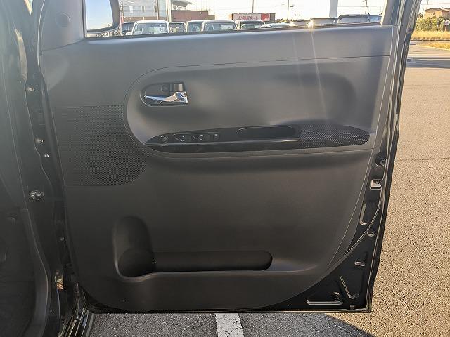 タント カスタムＲＳ　トップエディションＳＡ　両側パワースライドドア　純正８インチナビ　バックカメラ　フルセグｂｌｕｅｔｏｏｔｈ　ＣＤ　ＤＶＤ　衝突軽減ブレーキ　ターボ　ＨＤＭｉ　ＵＳＢ　ＬＥＤヘッドライト（31枚目）