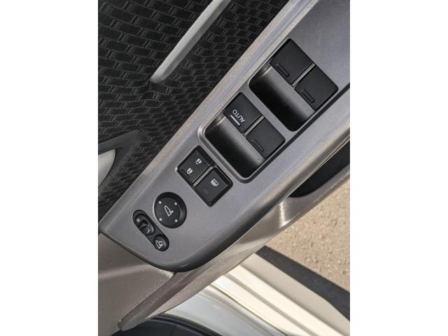 ステップワゴンスパーダ スパーダハイブリッド　Ｇ　ホンダセンシング　両側パワースライドドア　純正９インチインターナビ　フルセグＴＶｂｌｕｅｔｏｏｔｈ　ＣＤ　ＤＶＤ　バックカメラ　フリップダウンモニター　ＬＥＤヘッドライト　レーダークルーズコントロール（33枚目）